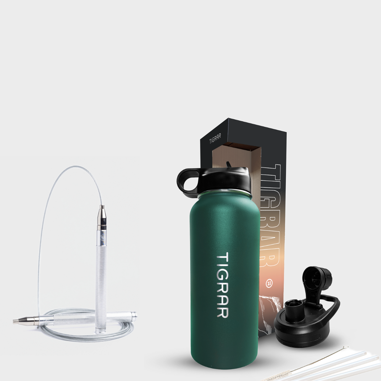 Tigrar's betrouwbare groene thermosfles en aliminium springtouw, klaar om atleten te ondersteunen bij hun dagelijkse trainingsdoelen.