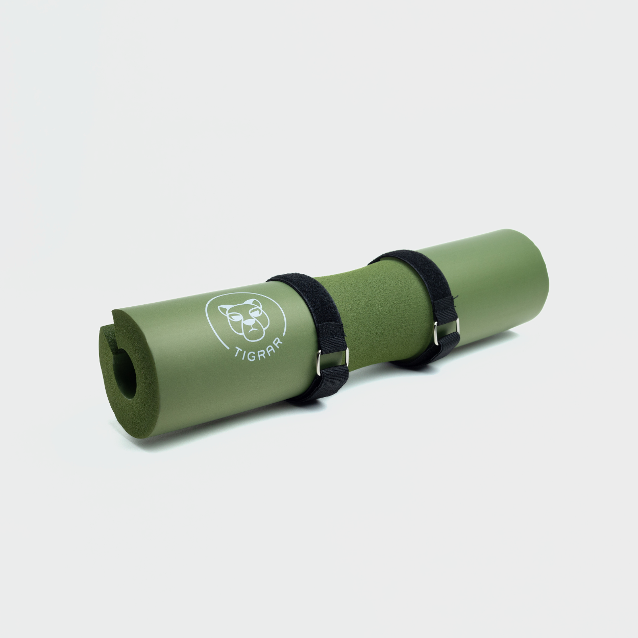 Groene Tigrar barbell pad met straps, gepresenteerd tegen een grijze achtergrond.