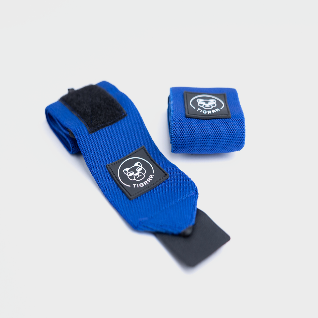 Blauwe Tigrar wrist wraps voor extra polssteun, perfect voor krachttraining